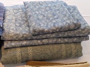 lot 232 image: Table Linens