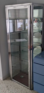 lot 280 image: Contemporary Glass Display Cabinet