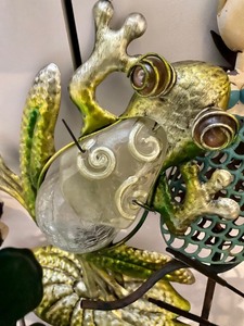 lot 194 image: Decorative YardGarden Decor Stakes