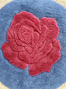 lot 351 image: Small Rose Rug