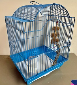lot 376 image: Classy Bird Cage