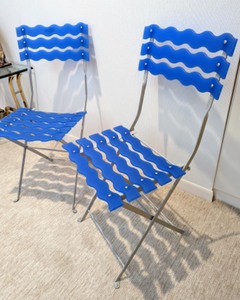 lot 311 image: Pair of Blue Resin Folding Chairs