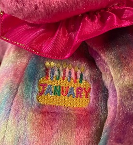 lot 330 image: Birthday Beanie Babies