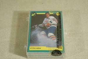 lot 23 image: 1991 Classic Draft Picks Hockey Card Set - Eric Lindros