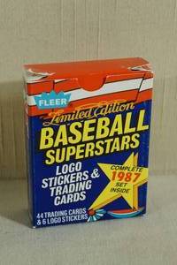 lot 22 image: 1987 Fleer Baseball Superstars Set