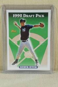 lot 49 image: 1993 Topps Derek Jeter #98 Draft Pick Rookie Card
