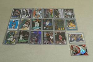 lot 89 image: Basketball Cards - Penny, Kobe, Mourning, Pippen, Garnett