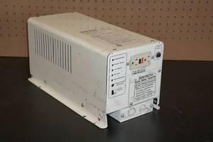 Dimensions DSI-12800N Floor Mount 800 Watt Power Inverter