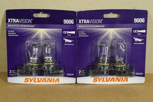 Sylvania 9006 Replacement Headlight Bulbs