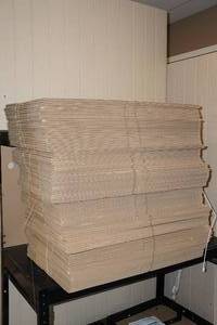 100 Cardboard Boxes with Handles - 16 x 14 x 7