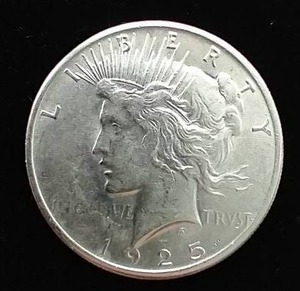 lot 35 image: 1925 Peace Dollar