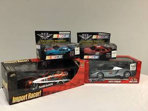 lot 335 image: Set of 4 Collector Model Cars