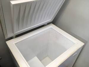 lot 425 image: Chest Freezer , Westinghouse