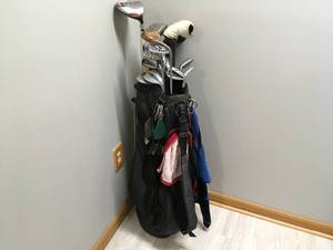 lot 1078 image: Golf Bag W Various Golf Clubs