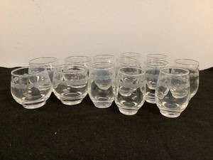lot 59 image: 14 Piece Glass Tumbler Set