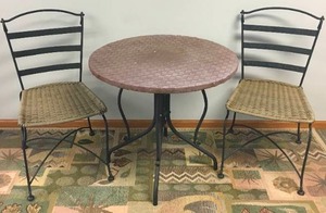 lot 15 image: Outdoor Bistro Set