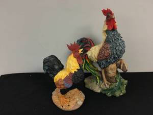 lot 29 image: Rooster Dcor 3