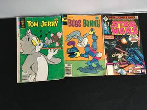 lot 83 image: Set of 3 Vintage Comic Books