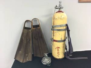 lot 73 image: Vintage Scuba Gear