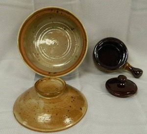 lot 1 image: 2 Crock Bowls