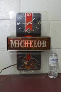 lot 7 image: Michelob lighted clock sign