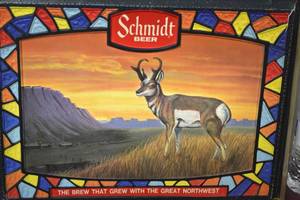 lot 13 image: Schmidt Beer light up sign with antelope