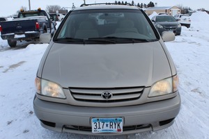 2002 Toyota Sienna LE