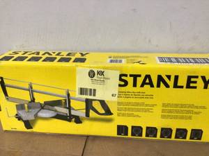Stanley 27.75 in. Adjustable Angle Clamping Miter Box with 22 in. Saw not used see pictures