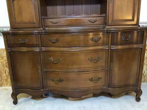 lot 27 image: Wood Hutch