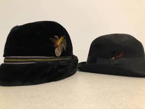 lot 20 image: Wool Mens Coat and Royal Stetson Hat & Fur Hat