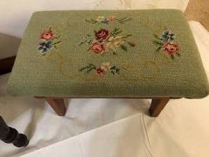 lot 10 image: 2 Fabric Stools