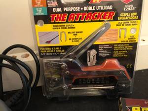 lot 74 image: Staple Guns & Staples