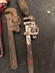 lot 93 image: Large Wrenches & Bolt Cutters