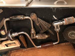 lot 89 image: Vintage Tools & Tool Box