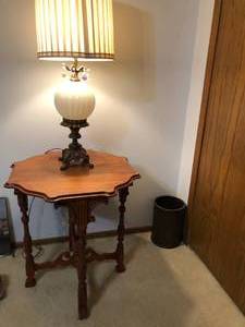 lot 124 image: Ornate Octagon Wood End Table