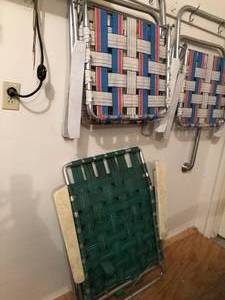 lot 126 image: 4 Lawn Chairs