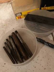 lot 153 image: Lot of Drill Bits