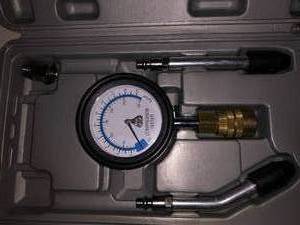 lot 159 image: Compression Tester Set