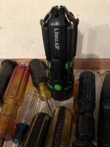 lot 149 image: Lot of Screwdrivers
