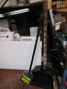 Handled Dust Pan and Broom