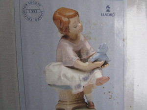 Lladro Figure - Collector Society