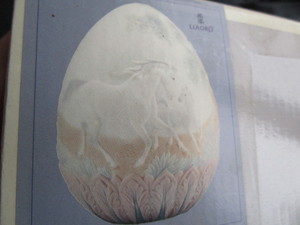 Lladro Egg - Limited Edition
