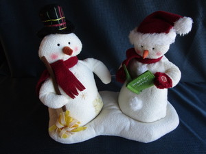 Hallmark Carolers