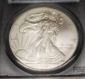 lot 25 image: 2012-S AMERICAN SILVER EAGLE 1 TROY OZ .999 FINE SILVER PCGS MS70