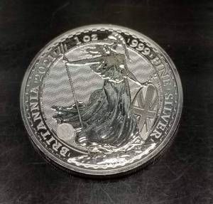 lot 33 image: 2021 BRITANNIA 1 TROY OZ .999 FINE SILVER