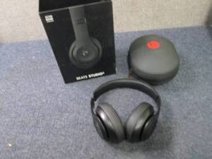 Beats by Dr. Dre Beats Studio3 Wire...