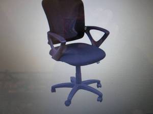 OneSpace Mesh Task chair open box R...