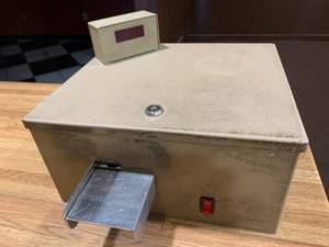 lot 35 image: Ticket Shredder