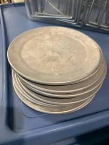 lot 114 image: Lot of 12 Pizza Pans 6