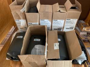 lot 158 image: Ecolab Hand Sanitizers (7 New, 2 Used)